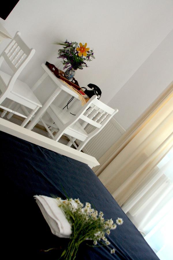 Fragaria Hotel Zimandcuz Exterior foto